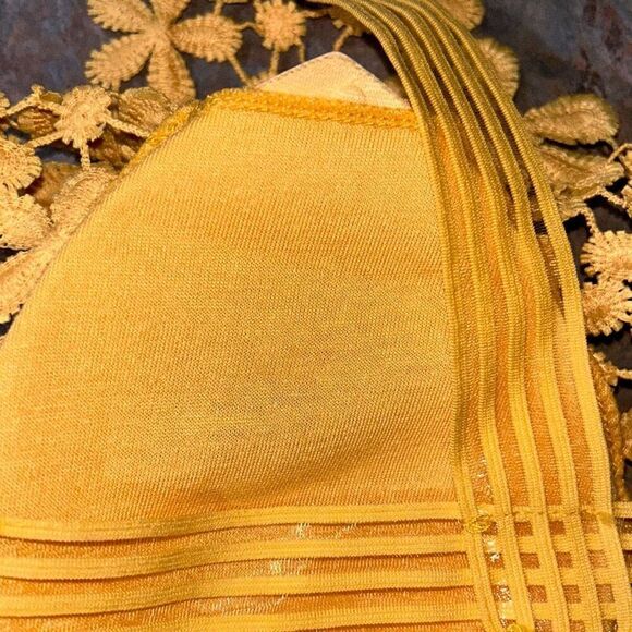 Crochet Yellow Flower Bralette Small Removable Pads - Picture 5 of 7